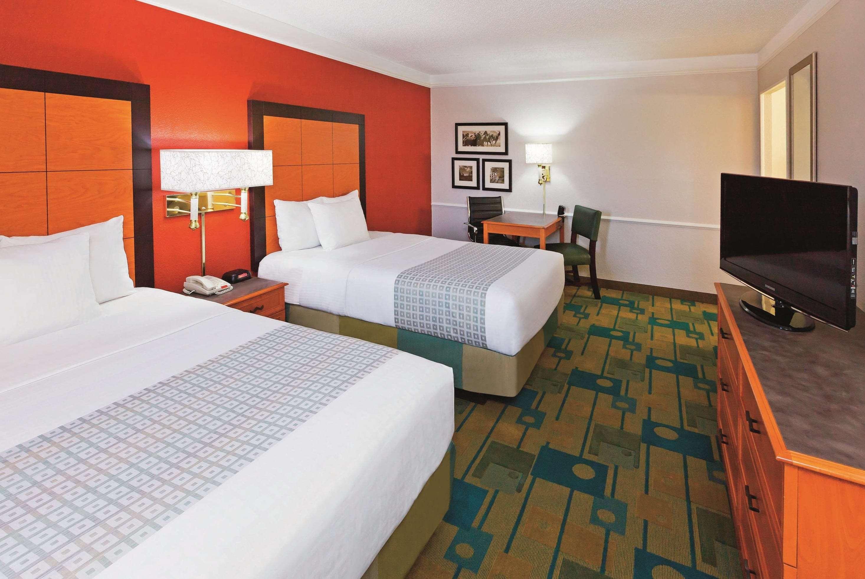 Baymont By Wyndham Lubbock - Downtown Civic Center Hotell Eksteriør bilde