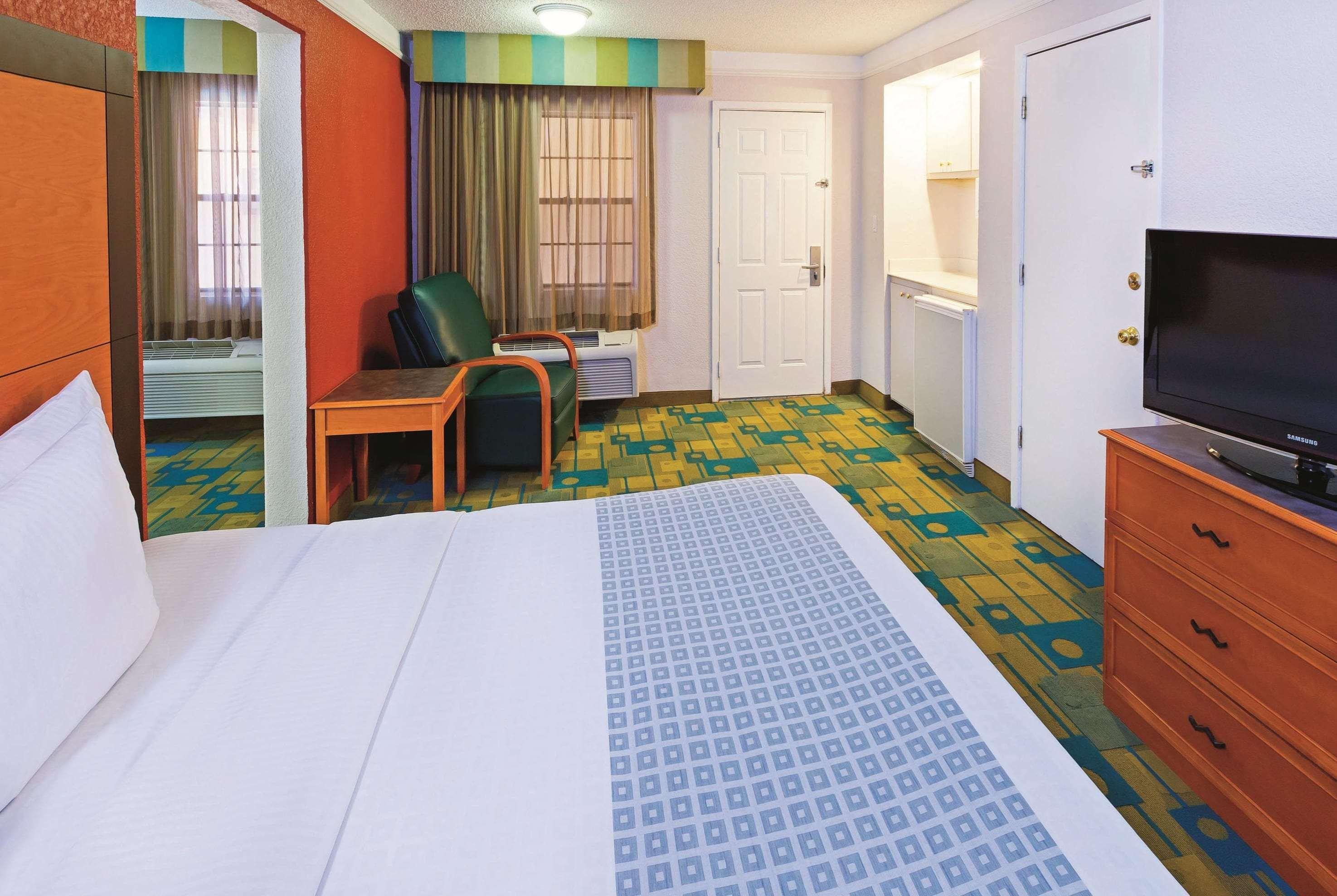 Baymont By Wyndham Lubbock - Downtown Civic Center Hotell Eksteriør bilde